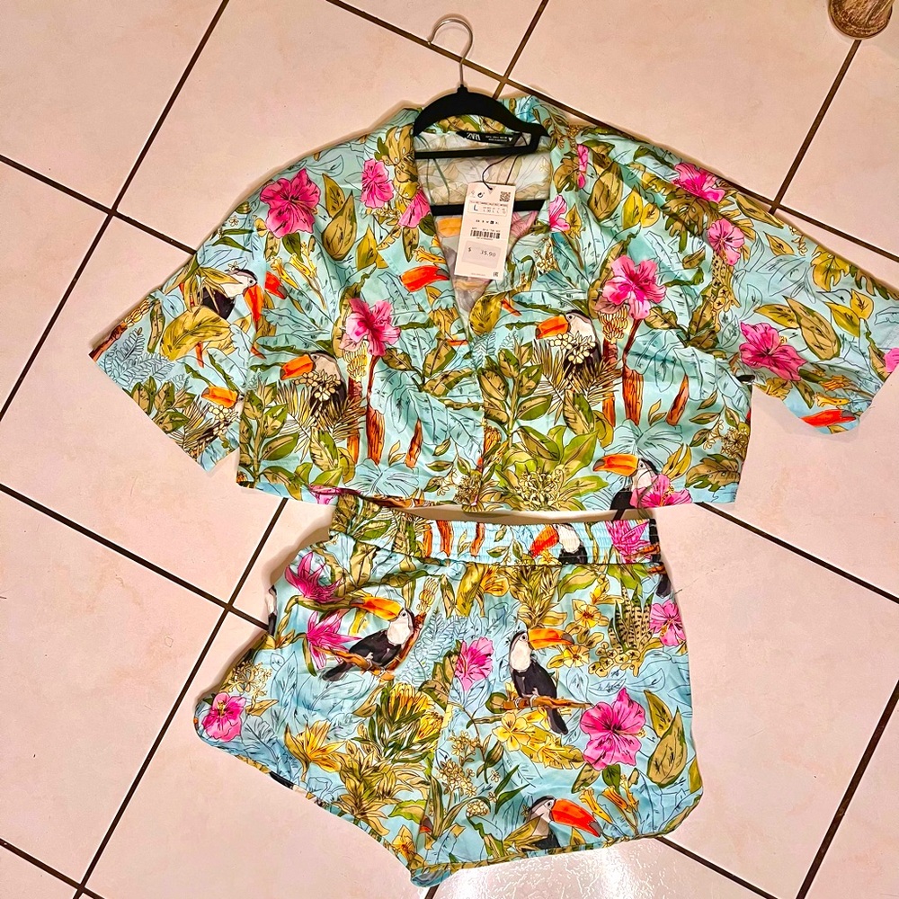 Brand-new with tag Zara silk two piece